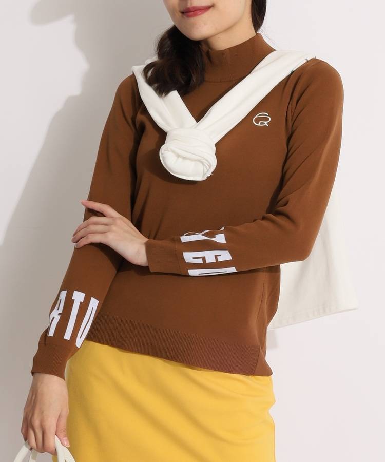 CU 選べるカラースリーブロゴモックネックニット