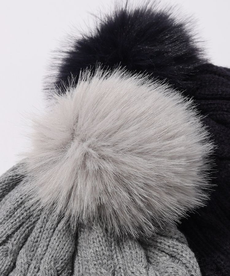 キャロウェイ CA ポンポン付きラメラインケーブル編みニット