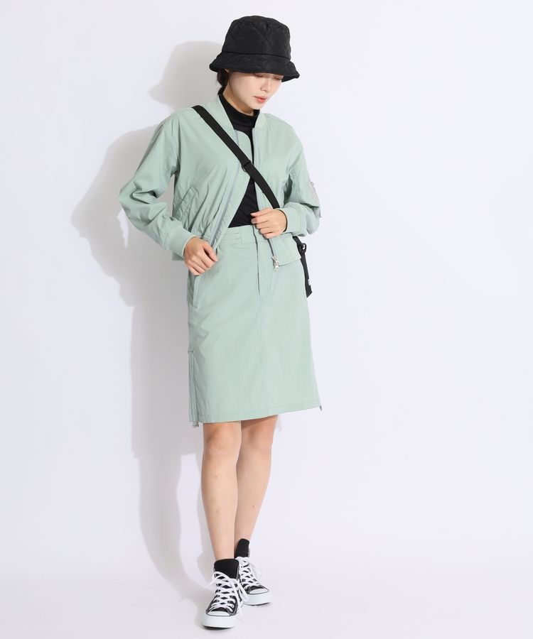 トラヴィスマシュー　MA-1 ジャケット　Mサイズ　静電気防止素材 トラヴィスマシュー MA-1 ジャケット Mサイズ 静電気防止素材