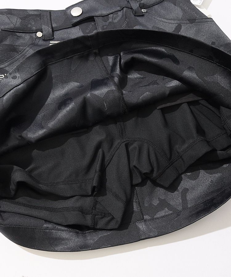 マーク＆ロナ ML 一体型ペチパンツ付きロゴ刺繍カモフラスカート