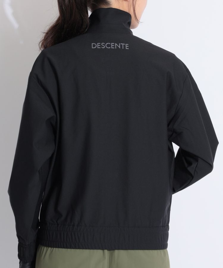 デサントゴルフ　ブラック ストレッチジャケット フルジップ　Lサイズ デサントゴルフ ブラック ストレッチジャケット フルジップ L