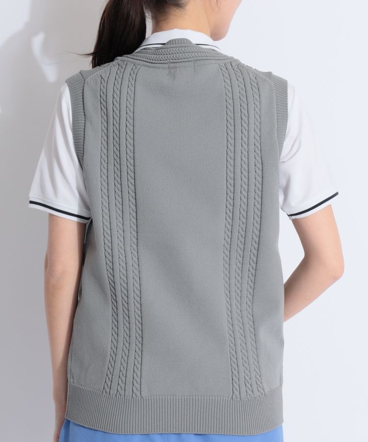 サイズS【未使用】1PIU1UGUALE3　GOLF ロゴVネックニットベストW M【未使用】1PIU1UGUALE3 GOLF ロゴVネックニットベスト GR M【未使用