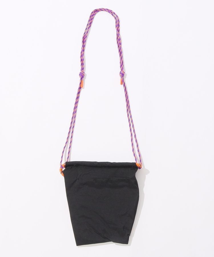 ディッセンバーメイ DM アイコン刺繍バケツ型ショルダーバッグ