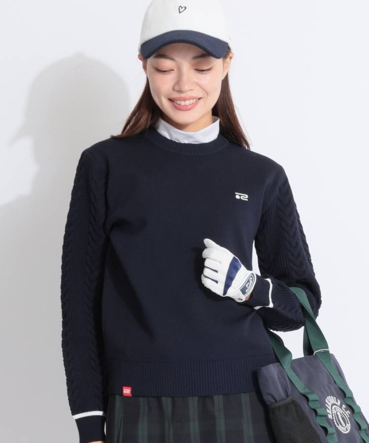 RO 袖ケーブル編みクルーネックニット