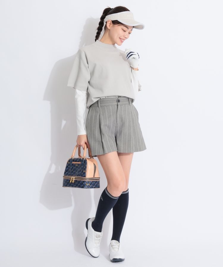 【CURUCURU限定】ワンポイントロゴ刺繍モックネックニット