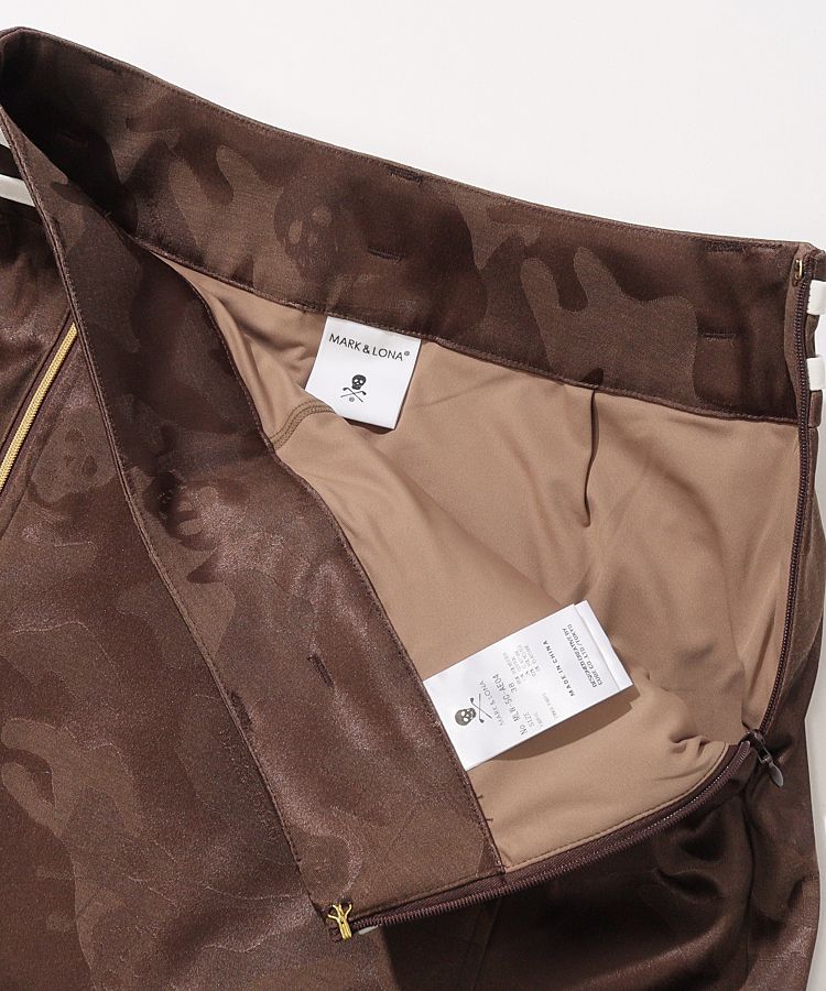 マーク＆ロナ ML チャーム付きベルト風カモフラスカルスカート