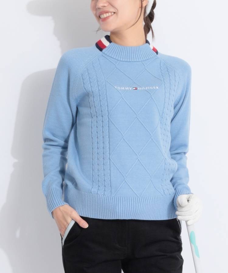 TH マシュマロタッチケーブル編みモックネックニット