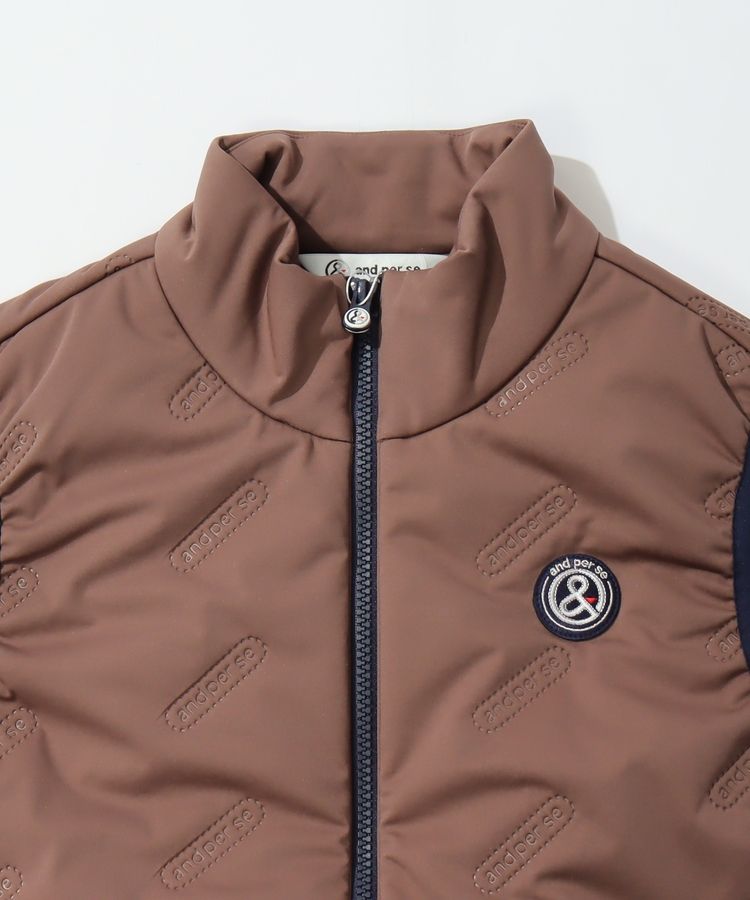 今期☆アンパスイ／レディースベスト 【軽量保温】エンボスロゴスタンドネック中綿 アンパスィ AP 【軽量保温】エンボスロゴスタンドネック中綿ベスト