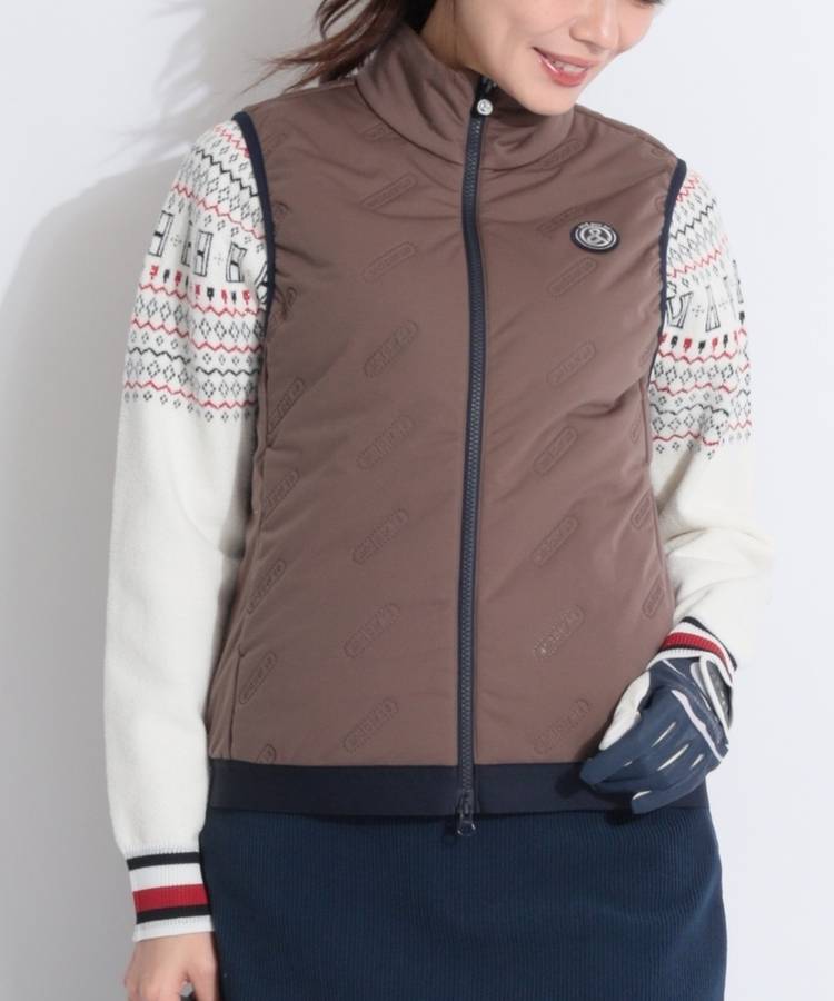 AP 【軽量保温】エンボスロゴスタンドネック中綿ベスト