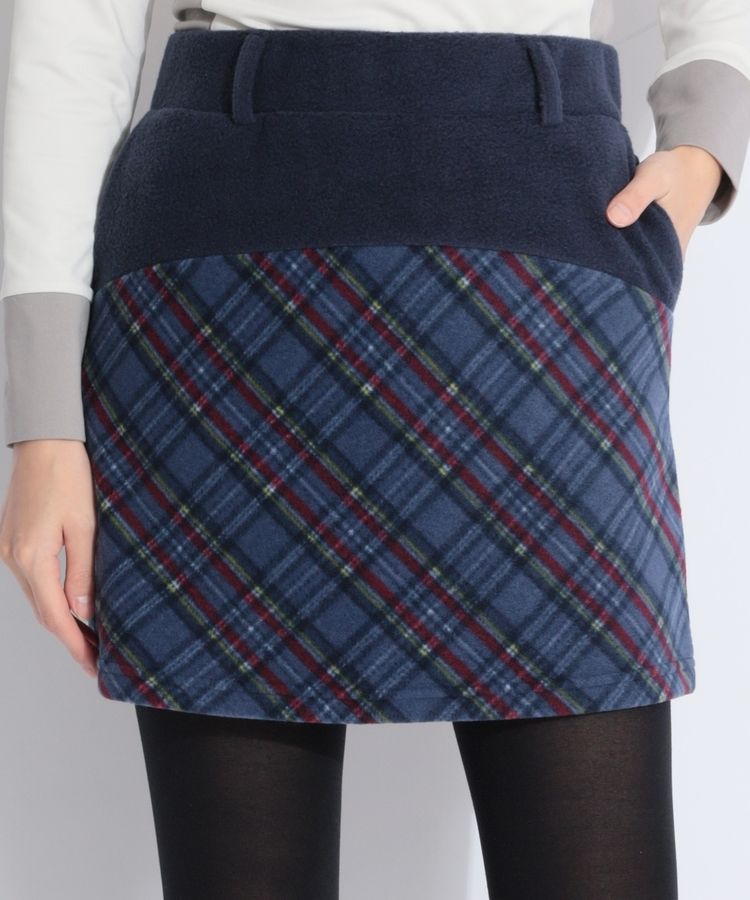 チェック柄フリーススカート