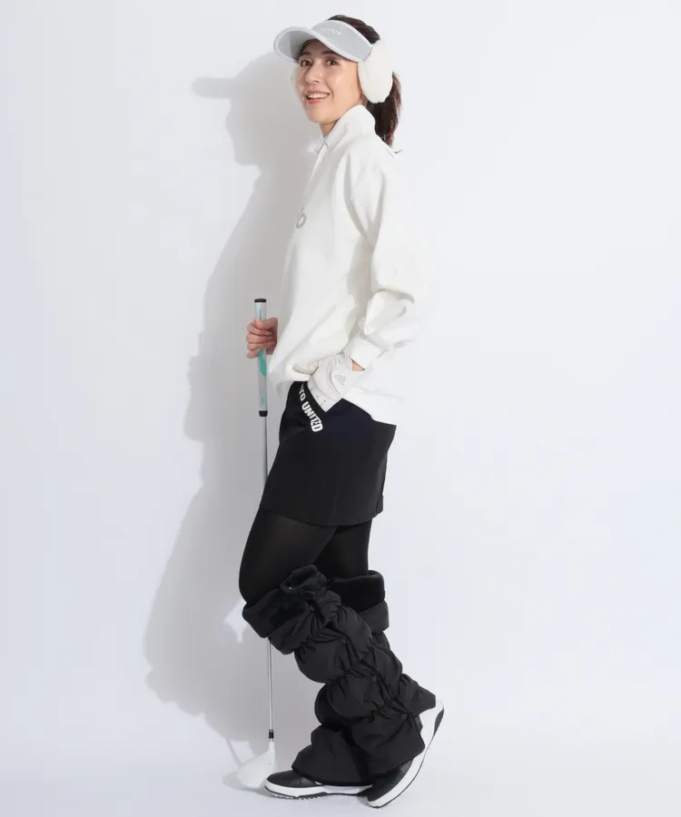 クアルトユナイテッドの長袖プルオーバーを使ったスタイリング