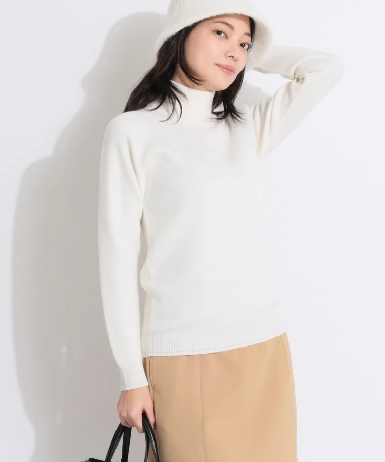 極美品 BRIEFING ニット 背面エンボスロゴ　近年 バイカラー ゴルフ ゴルフウェア スポーツ 極美品 BRIEFING ニット エンボスロゴ 近年