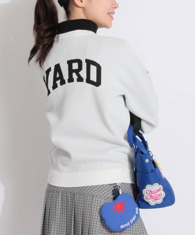 BE YARDロゴクルーネックニット
