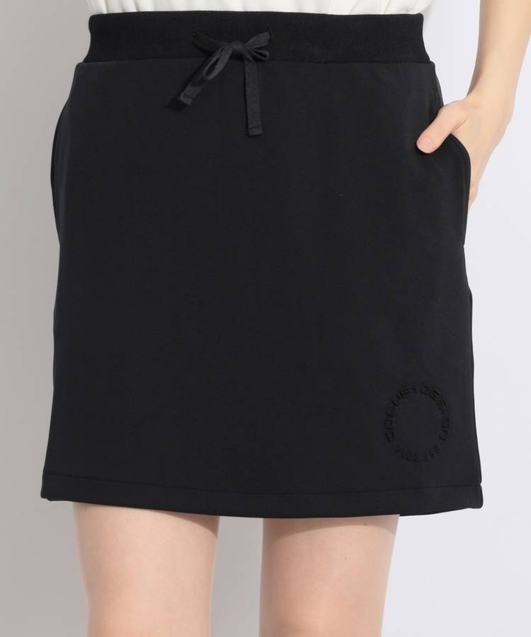 DC エンボスロゴダンボール地スカート