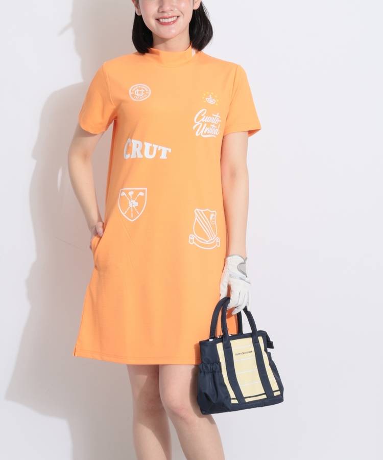 CU ランダムワッペンモチーフモックネック半袖ワンピース