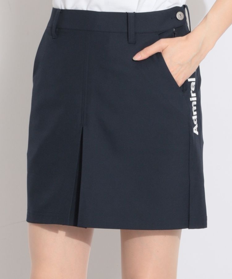 【撥水ストレッチ】サイドロゴタックプリーツスカート