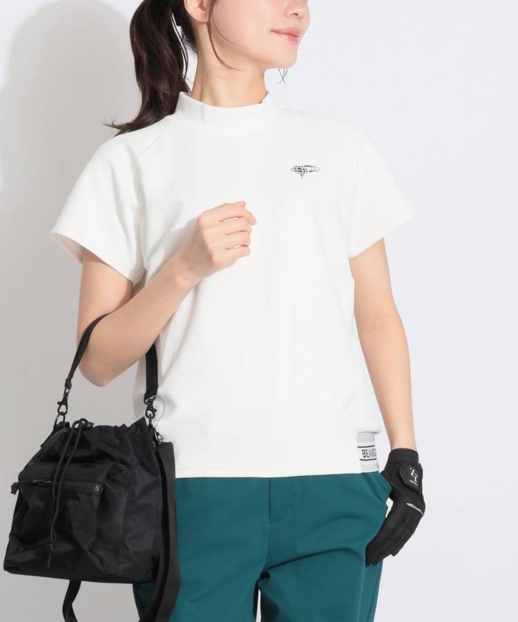 BE 【冷感ストレッチ】裾ロゴモックネック半袖カットソー