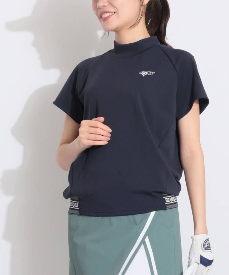 BE 【冷感ストレッチ】裾ロゴモックネック半袖カットソー