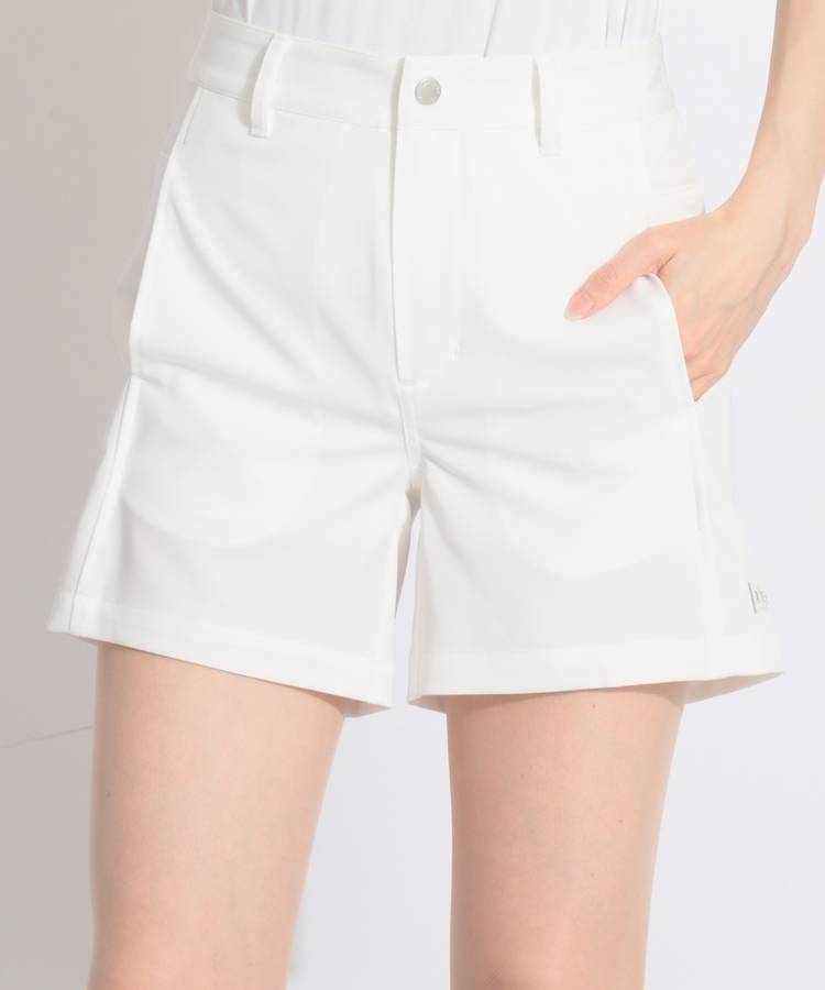 NE 【ストレッチ】シンプルショートパンツ(オフホワイト)