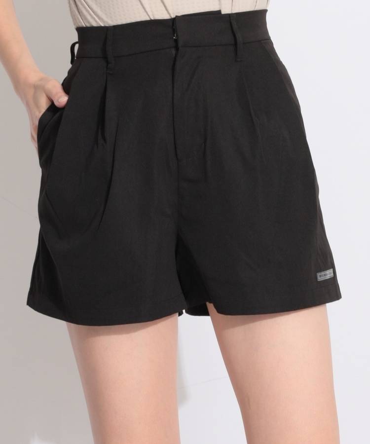 RI ダブルタックショートパンツ