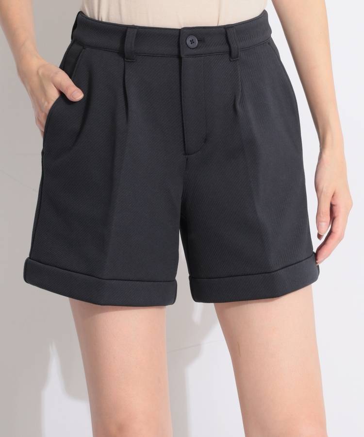 BE バイアス織りタックショートパンツ