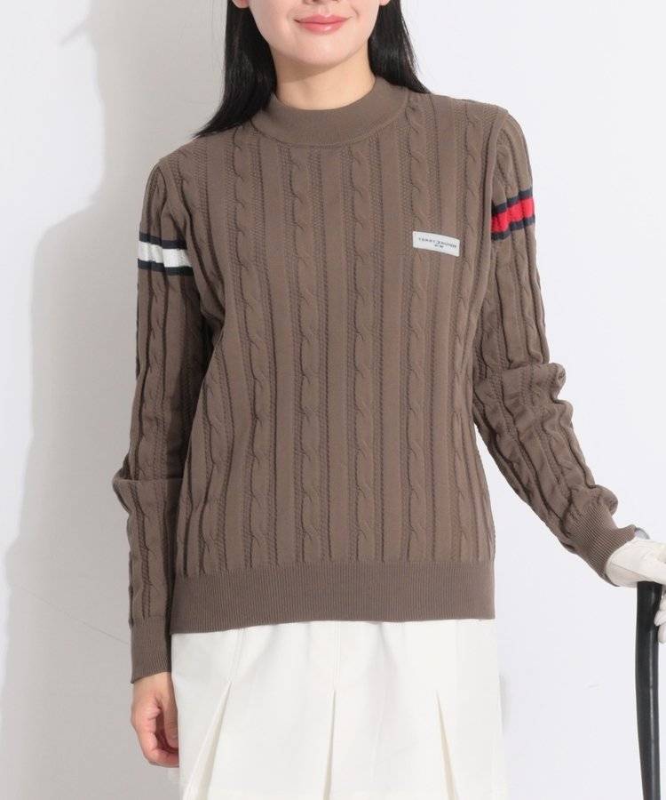 TH 【撥水】バックロゴ刺繍スリーブラインケーブル編みニット