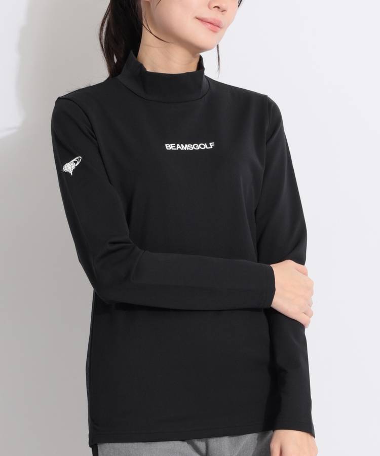 BE 【ストレッチ】バックプリント裏微起毛モックネック長袖カットソー